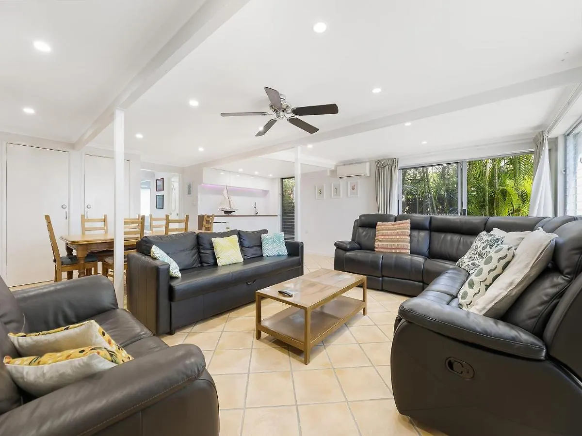 בית נופש הוילה קלונדרה 1 Rowell Street Battery Hill Qld אוסטרליה