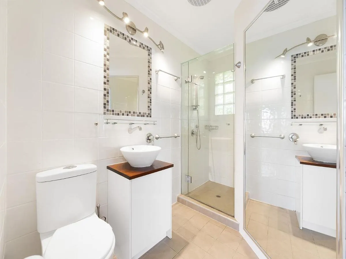 Holiday home 1 Rowell Street Battery Hill Qld Villa Caloundra